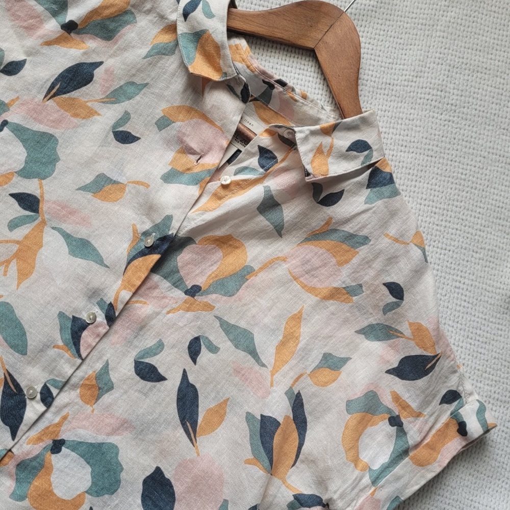 Rachel Zoe | 100% linen top | size: S